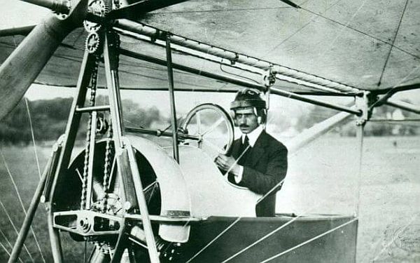 Aure Vlaicu in his airplane